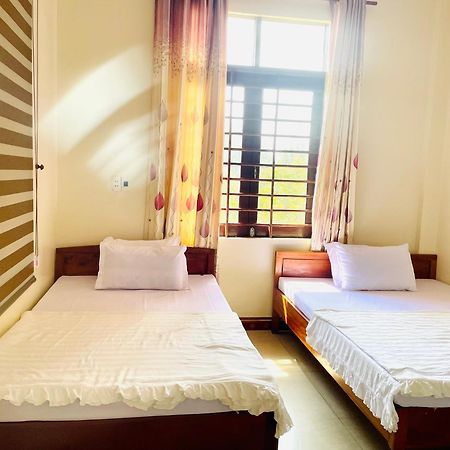 Lam Dao House Bed & Breakfast Dong Hoi Exterior photo